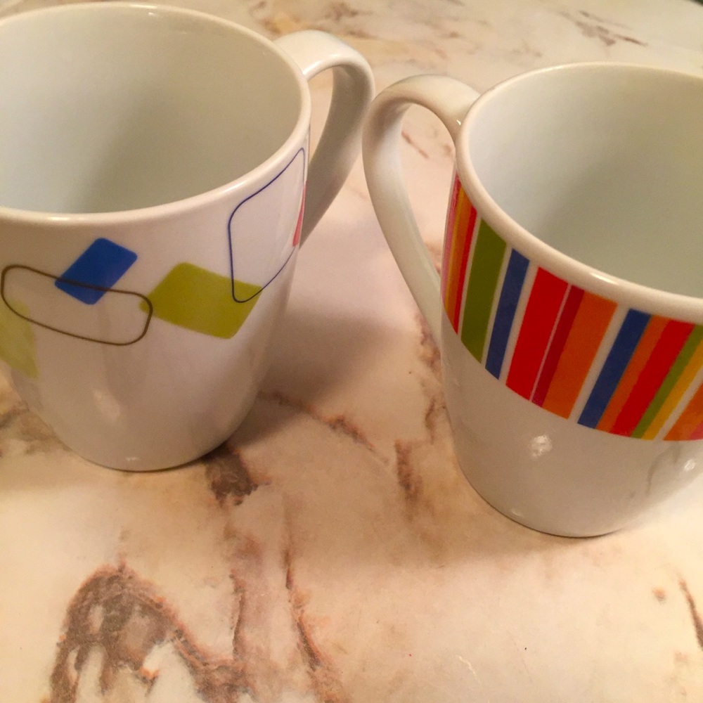 MCM Style Porcelain Coffee Mugs 4 inch tall set/2
